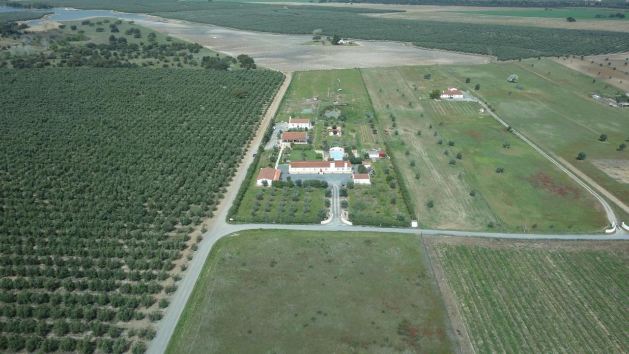 Monte Chalaca - Turismo Rural Ferreira Do Alentejo Ngoại thất bức ảnh