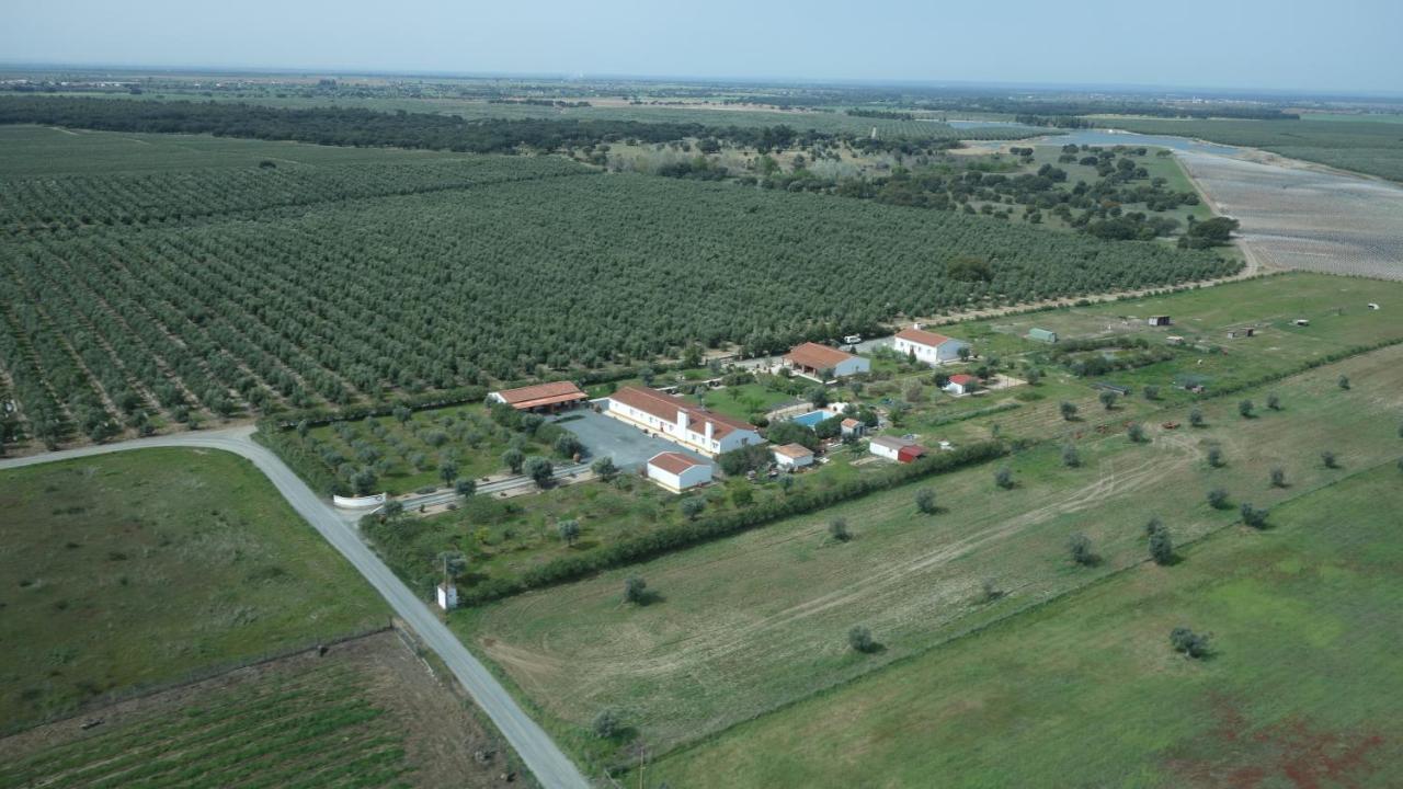 Monte Chalaca - Turismo Rural Ferreira Do Alentejo Ngoại thất bức ảnh