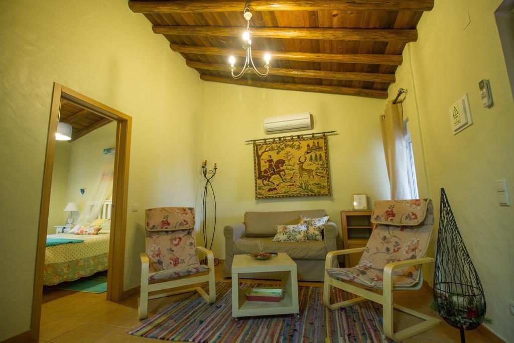 Monte Chalaca - Turismo Rural Ferreira Do Alentejo Ngoại thất bức ảnh